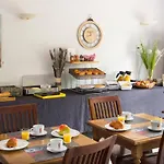 Logis L'air Marin Hotel 2*