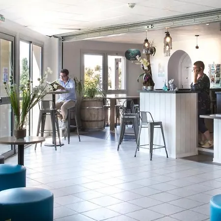 Logis L'air Marin Hotel