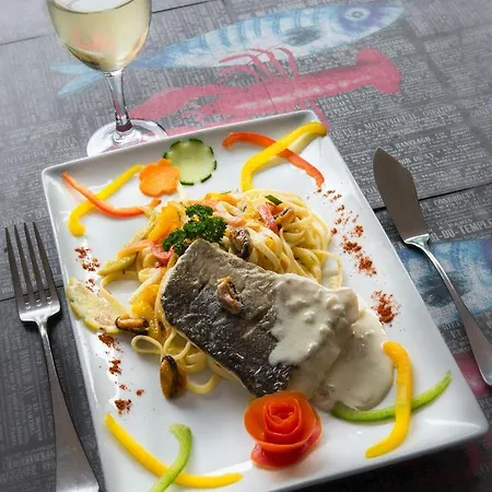 Logis L'air Marin Otel Yves