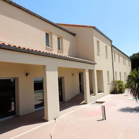 Logis L'air Marin Hotel 2*