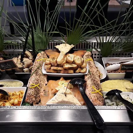 Otel Logis L'air Marin 2*