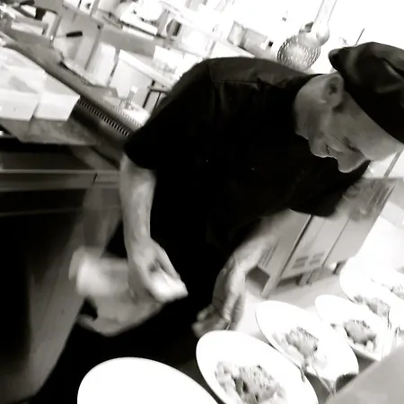 Logis L'air Marin Hotel 2*